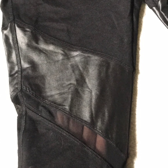 Electric Yoga Black and Mesh Leggings - Picture 5 of 5
